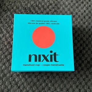 Nixit. Unused in original box with instructions & carry-bag